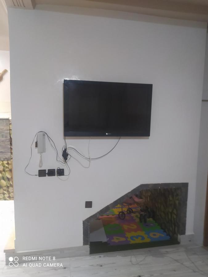 Duplex Pour Famille Seulement Apartment Fez Bagian luar foto