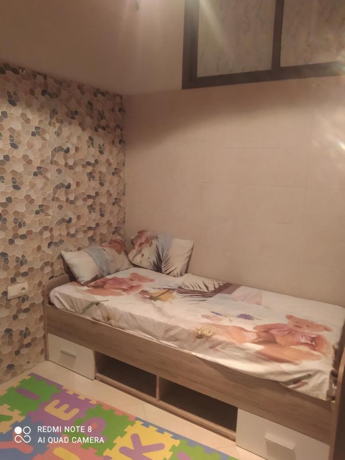 Duplex Pour Famille Seulement Apartment Fez Bagian luar foto