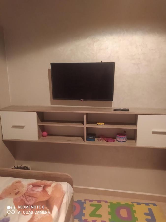Duplex Pour Famille Seulement Apartment Fez Bagian luar foto